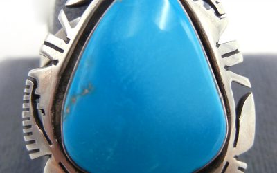 Types of Must-Have Jewelry When You Travel