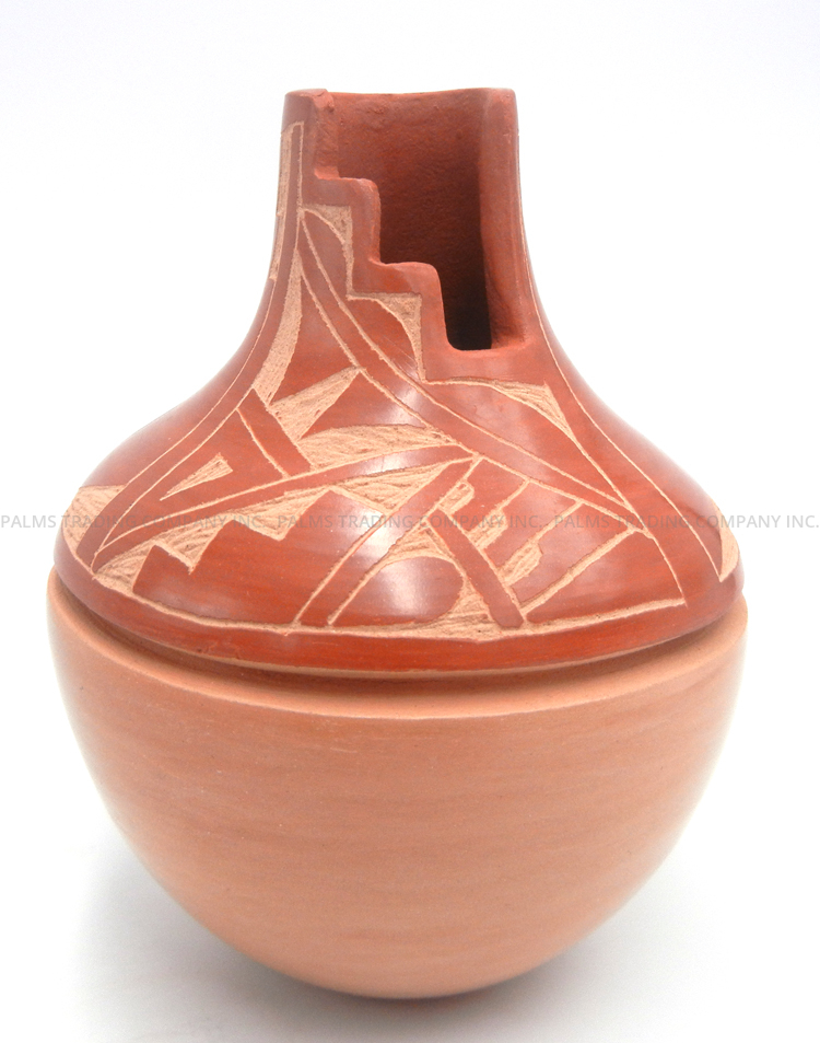 Jemez red and buff polished and incised small step rim vase by Emma Yepa