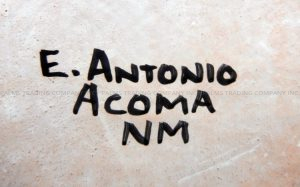 Acoma Earlene Antonio Handmade and Hand Painted Polychrome Jar with Scalloped Rim