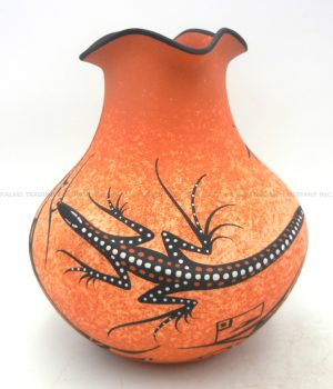 Zuni handmade and hand painted three dimensional lizard vase with scalloped rim by Lorenda Cellicion