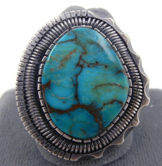 Navajo Turquoise Jewelry: The History of Its Elegance
