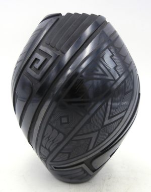 Mata Ortiz Salvador Baca Black Etched, Polished and Painted Vase