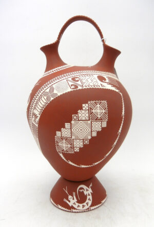 Mata Ortiz Rosario Veloz Handmade and Hand Painted Multi-Design Wedding Vase with Handmade Stand