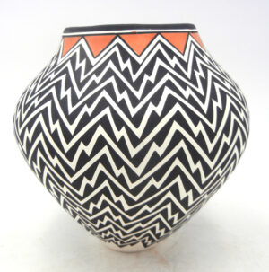Acoma handmade and hand painted polychrome lightning pattern jar by Kathy Victorino