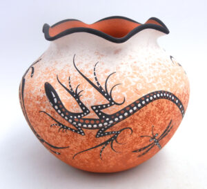 Zuni Deldrick Cellicion Handmade and Hand Painted Three Dimensional Lizard Jar with Scalloped Rim
