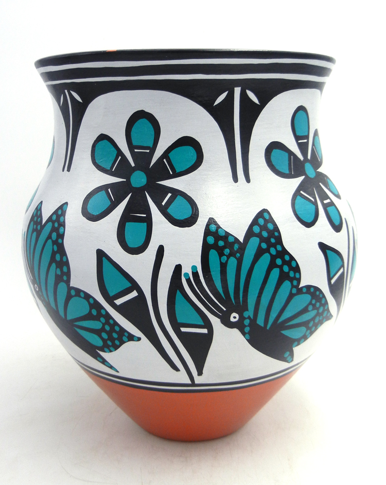 Santo Dolmingo handmade and hand painted turquoise and black butterfly and flower olla by Vidal Aguilar