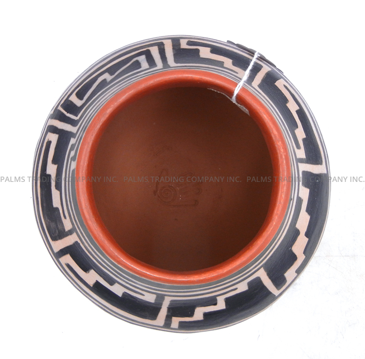 Santo Domingo Robert Tenorio Handmade and Hand Painted Negative Design Jar - Image 3