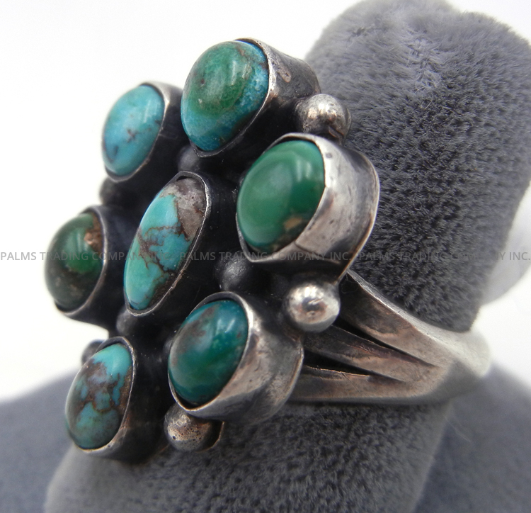 Navajo Vintage Turquoise Cluster and Sterling Silver Ring - Image 3