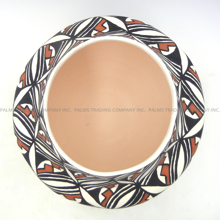 Acoma Mary and Manuel Stevens Handmade and Hand Painted Polychrome Storm Pattern Jar - Image 3