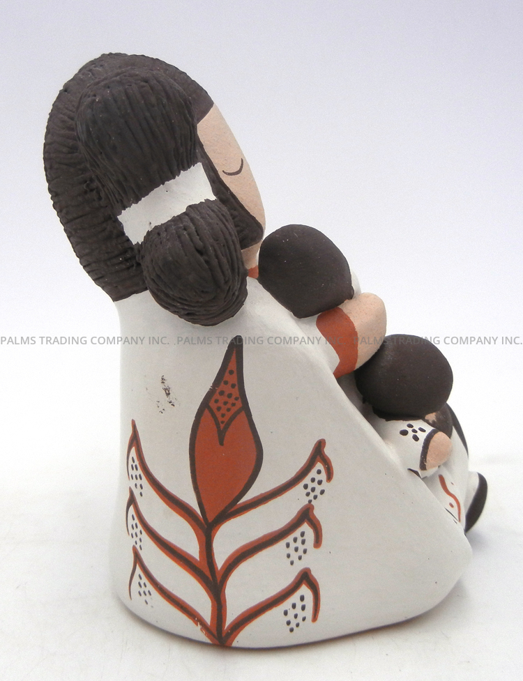 Isleta Chris Teller Handmade Seated Storyteller Figurine with Five Children - Image 5