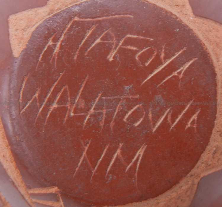 Jemez Helen Tafoya Handmade, Etched and Polished Hummingbird Jar - Image 8