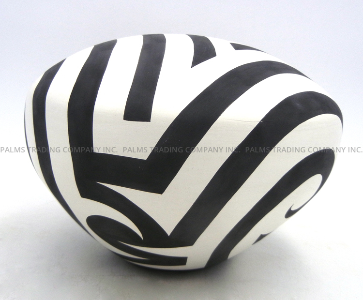 Acoma Eric Lewis Large Contemporary Handmade and Hand Painted Black and White Seed Pot - Image 3