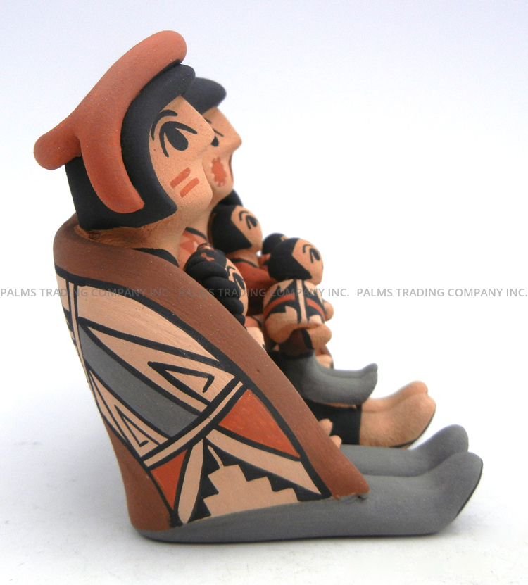 Jemez Chrislyn Fragua Seated Family Storyteller Figurine - Image 5
