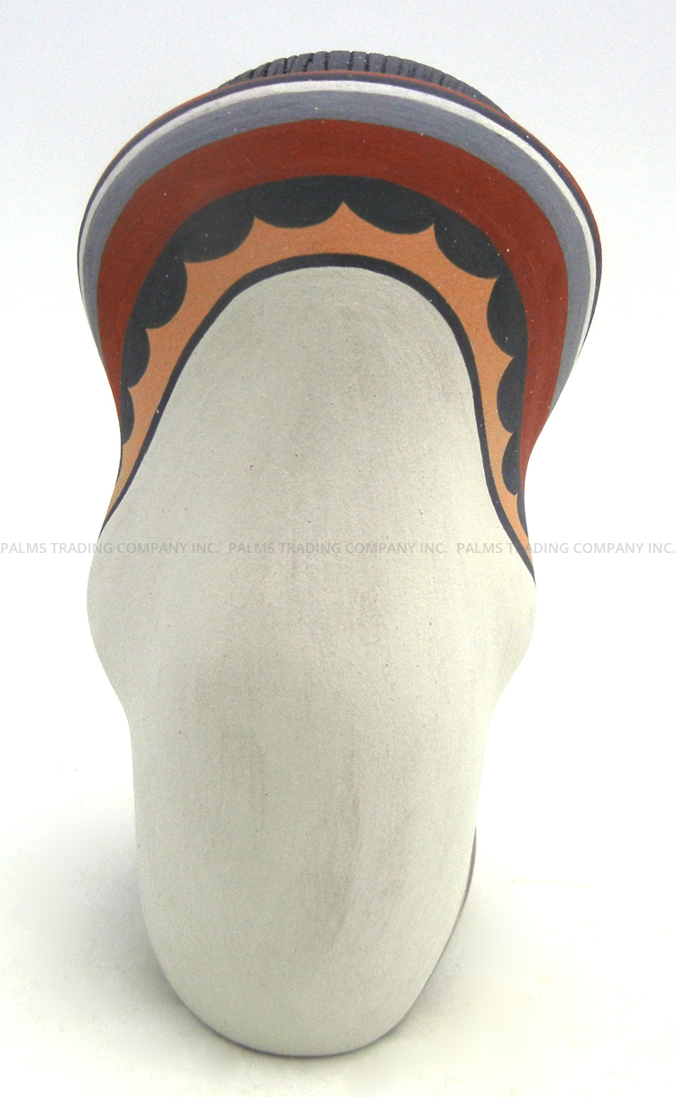 Jemez Darrick Tsosie Seated Storyteller Figurine with One Child - Image 4