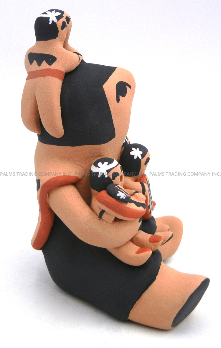 Jemez Vernida Toya Seated Storyteller Figurine with Six Children and a Chicken - Image 5