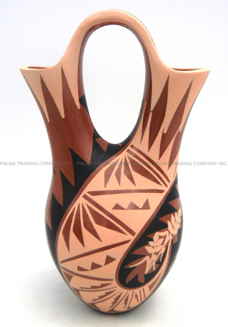 Jemez handmade, painted and polished wedding vase by Geraldine Sandia
