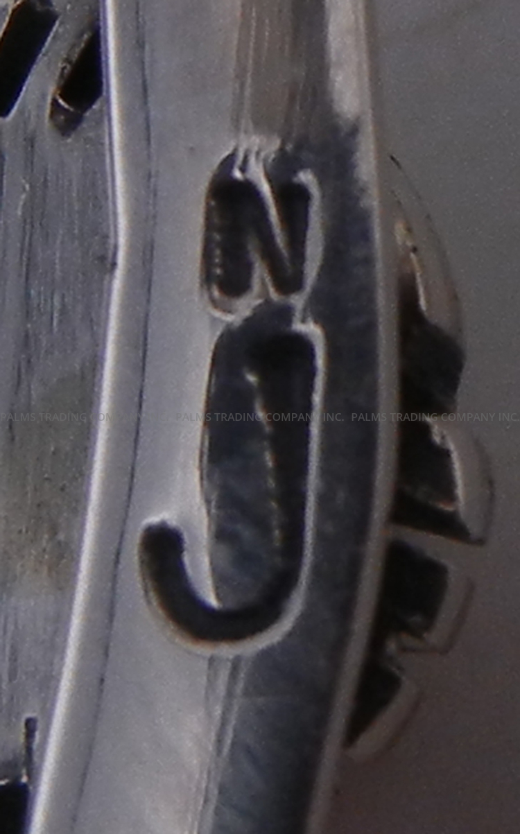 Navajo Coral and Sterling Silver Cuff Bracelet - Image 4