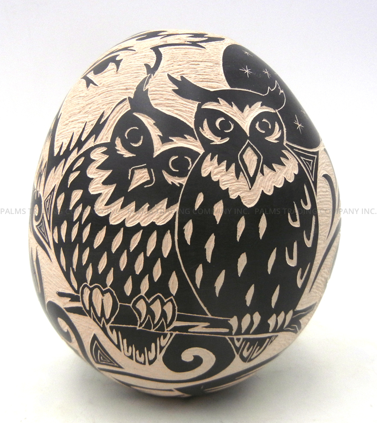 Mata Ortiz black and white etched owl jar featuring seven owls by Abraham Rodriguez Mora