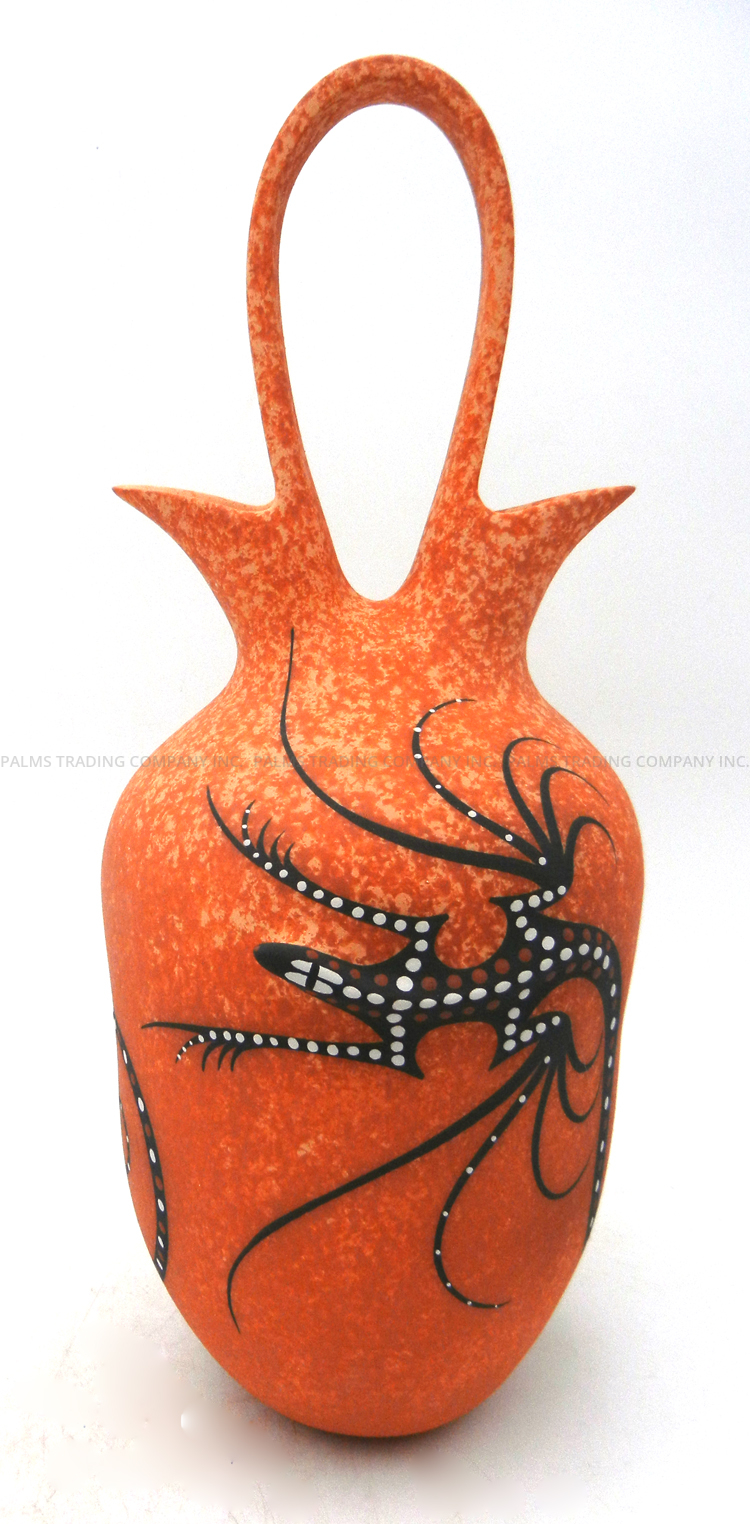 Zuni Adam Cellicion Handmade Three Dimensional Lizard Wedding Vase - Image 4
