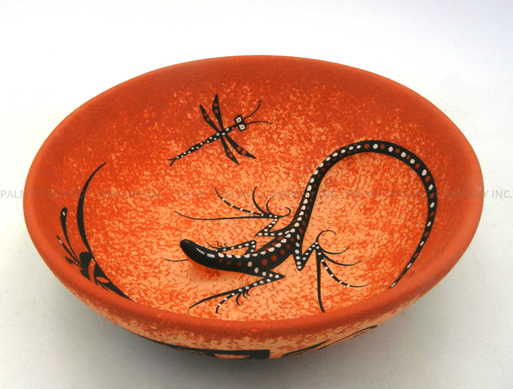 Zuni handmade and hand painted three dimensional lizard bowl by Deldrick Cellicion